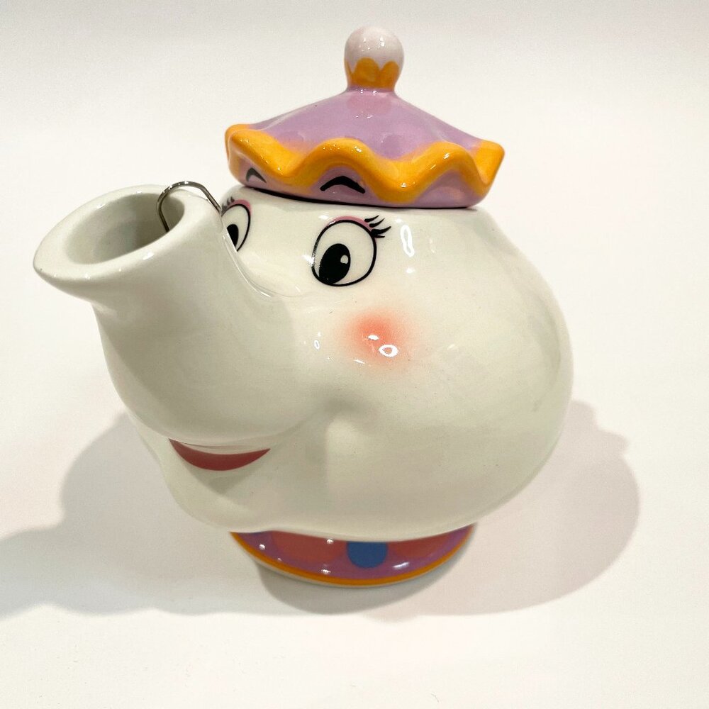 DISNEY Beauty & the Beast Ceramic Mrs. Potts Teapot For 1 w/ Tea Strainer